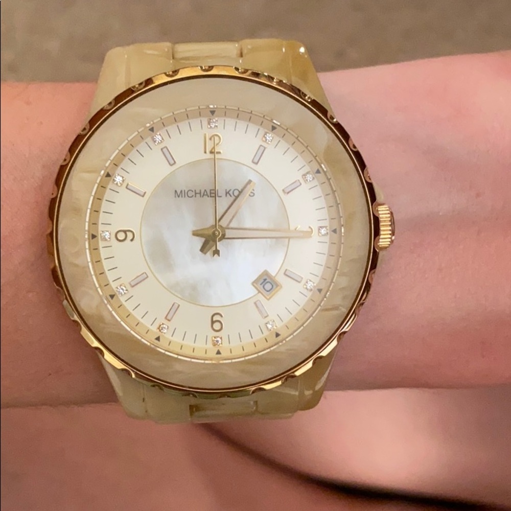 Michael Kors pearl watch
